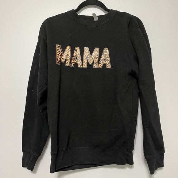 Lot of THREE mama tops - Picture 11 of 12